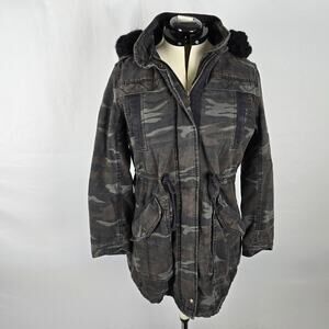 American Eagle Jacket Women's M Gray Camo Heavyweight Full Zip and Snap Hooded